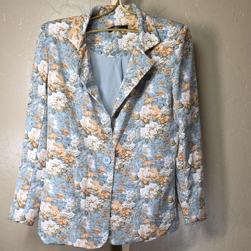 SHEIN Floral Pastel Blazer